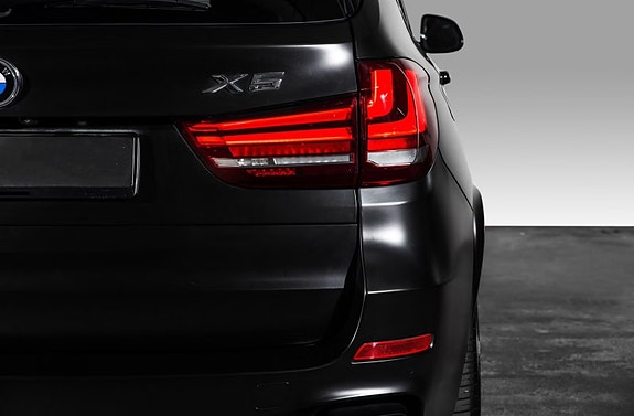 BMW X5 6 of 21