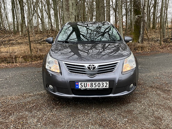 Toyota Avensis 7 of 23