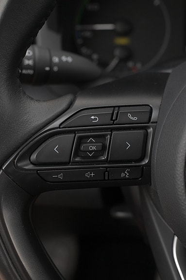 Toyota Yaris 18 of 30