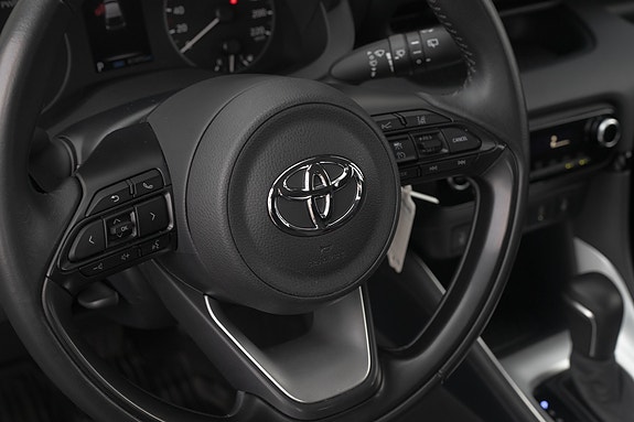 Toyota Yaris 17 of 30