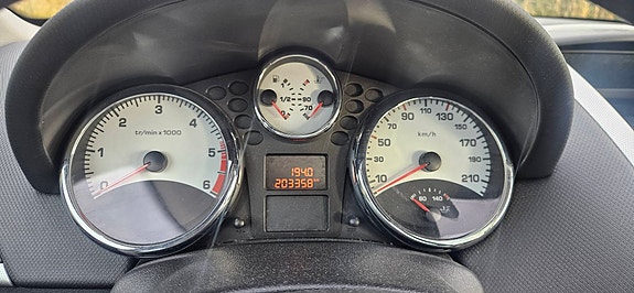 Peugeot 207 17 of 19