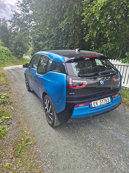 BMW i3 4 of 7