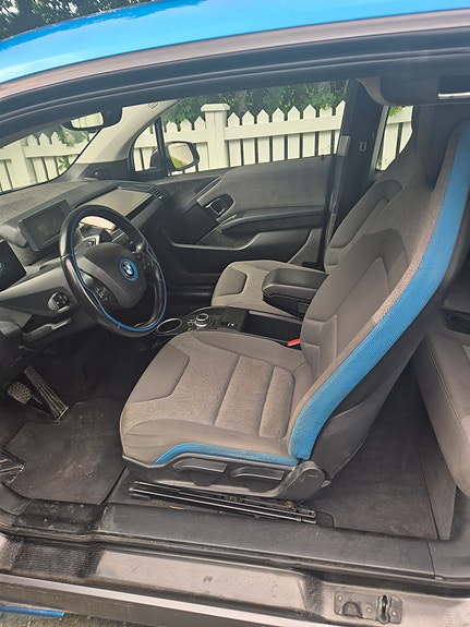 BMW i3 6 of 7