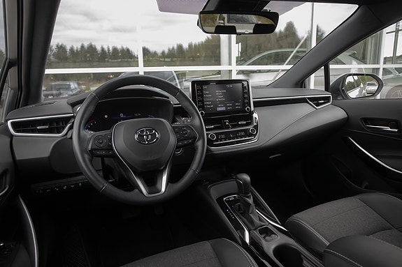 Toyota Corolla 17 of 30
