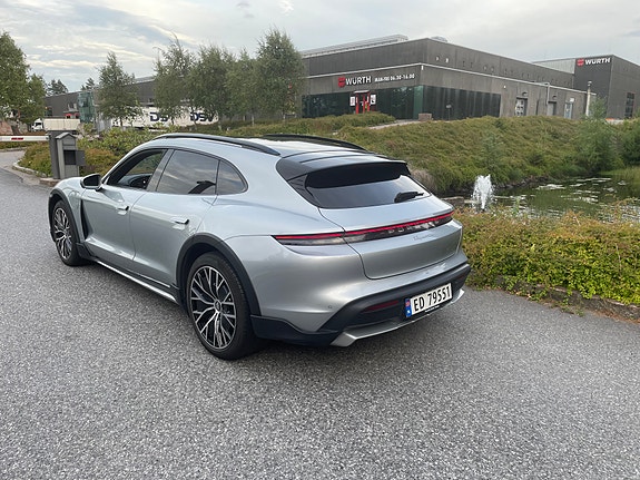 Porsche Taycan 4 21 of 30
