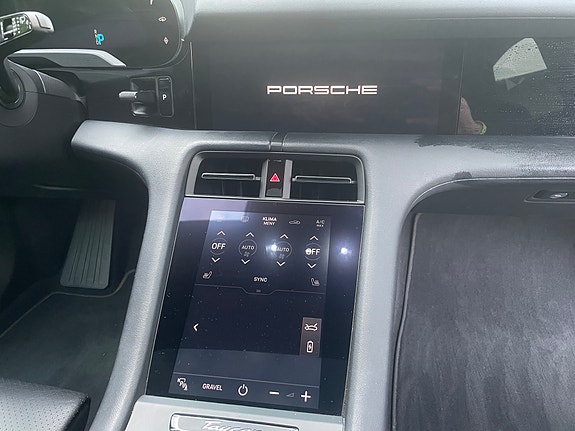 Porsche Taycan 4 12 of 30