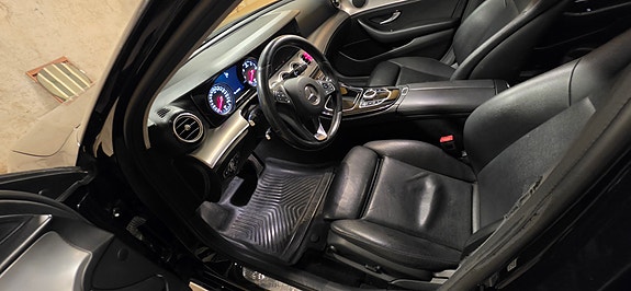 Mercedes-Benz E220 d 10 of 17