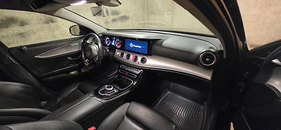 Mercedes-Benz E220 d 14 of 17