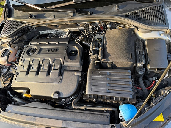 Skoda Octavia Scout 12 of 18