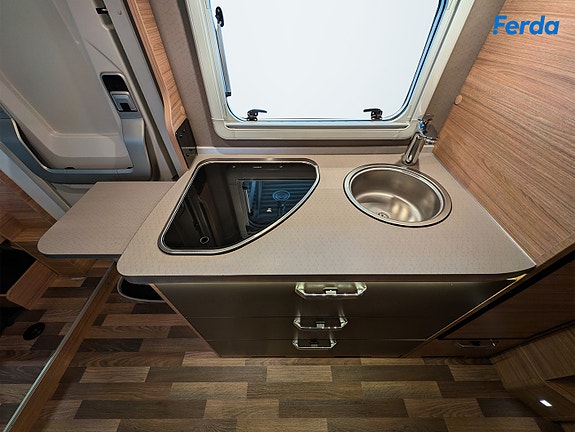 Weinsberg CaraCore 650 MEG | Helintegrert bobil på B-sertifikat! | Automat | Under 7m | Solcelle | Isofix 7 of 30