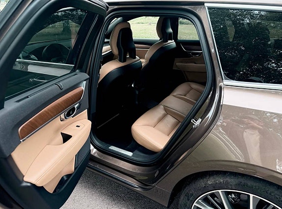 Volvo V90 10 of 12