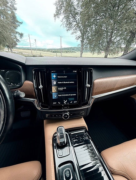 Volvo V90 9 of 12
