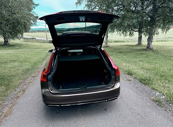 Volvo V90 6 of 12