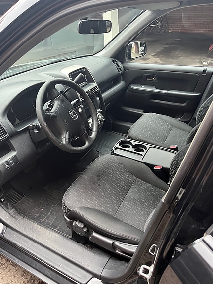 Honda CR-V 7 of 11