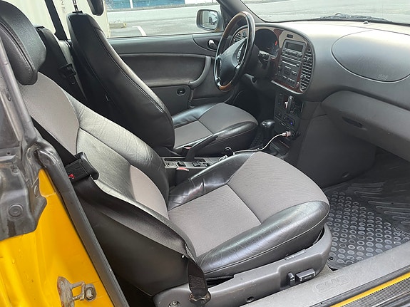 Saab 9-3 8 of 14