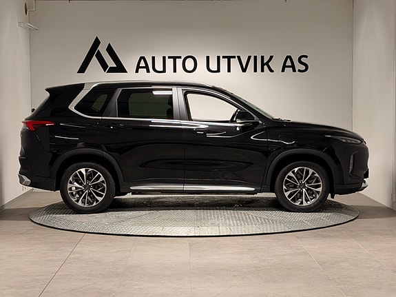 Maxus Euniq 6 2 of 30