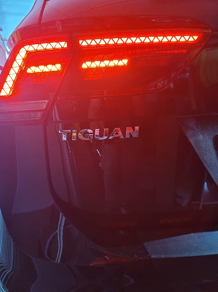 Volkswagen Tiguan 4 of 17