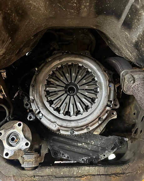 Toyota HiLux 16 of 17