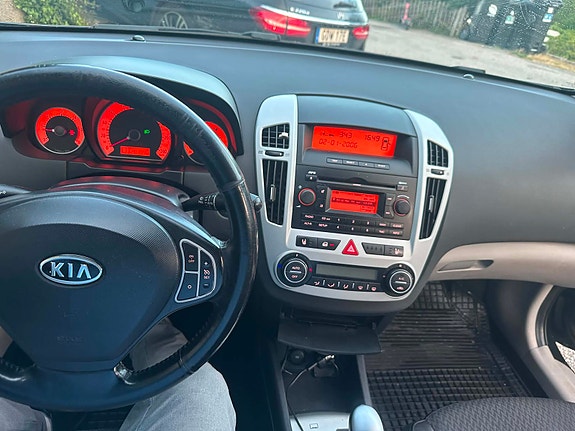 Kia Ceed 11 of 17