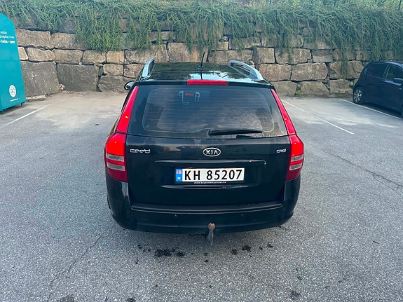 Kia Ceed 3 of 17
