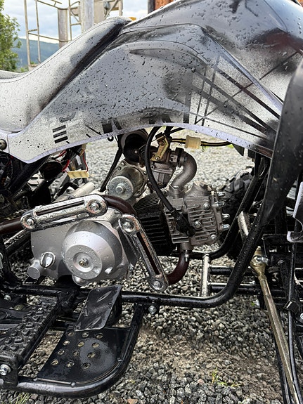 Andre MiniMoto Outback 110 cc 4 of 8