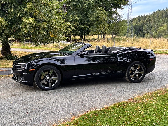 Chevrolet Camaro 12 of 29