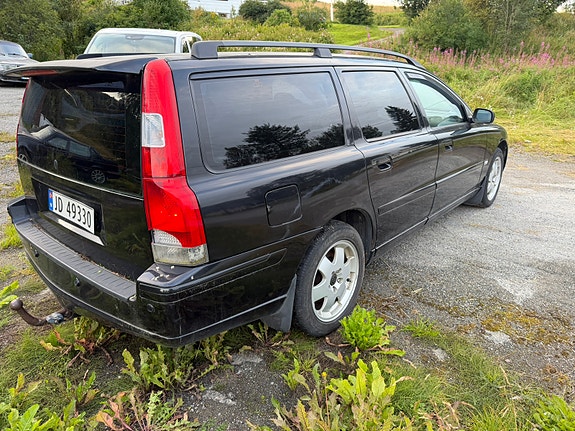 Volvo V70 5 of 9