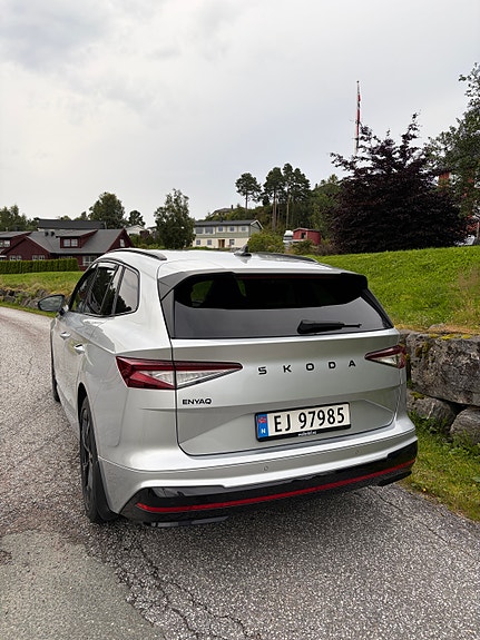 Skoda Enyaq RS 3 of 14