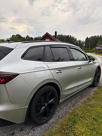 Skoda Enyaq RS 6 of 14