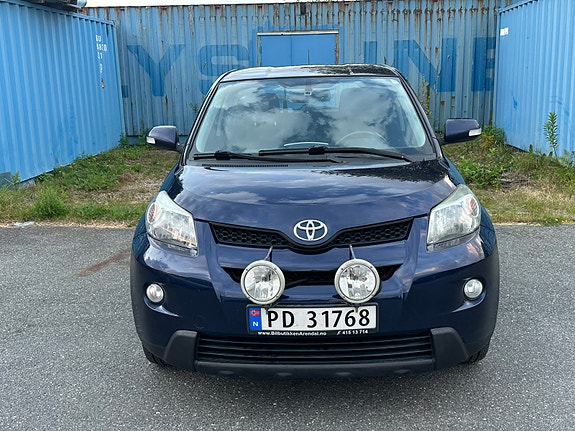 Toyota Urban Cruiser 5 of 14