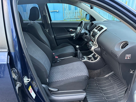 Toyota Urban Cruiser 11 of 14