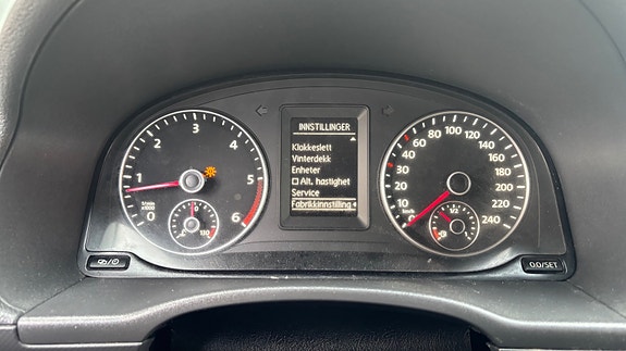 Volkswagen Caddy 30 of 30