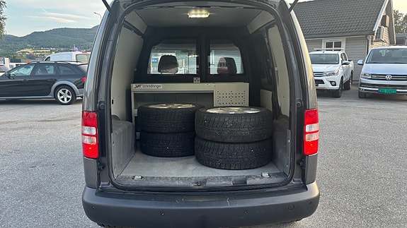 Volkswagen Caddy 10 of 30