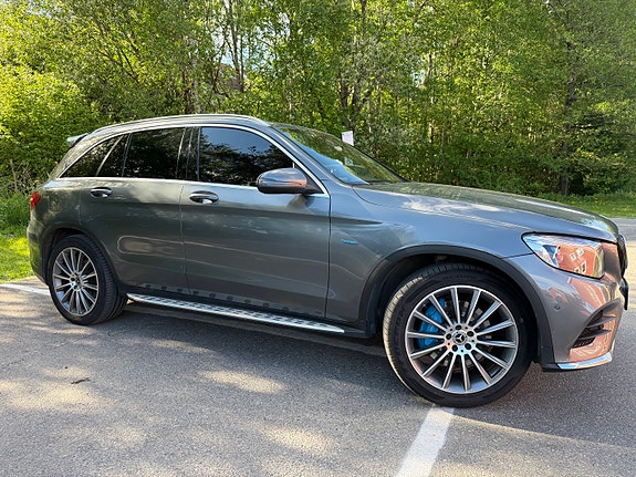Mercedes-Benz GLC350 e 8 of 19