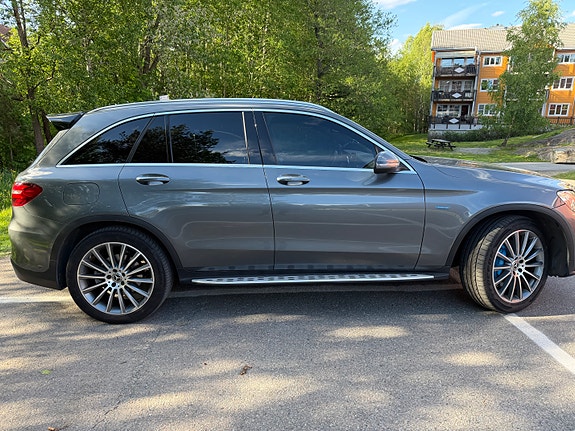 Mercedes-Benz GLC350 e 10 of 19