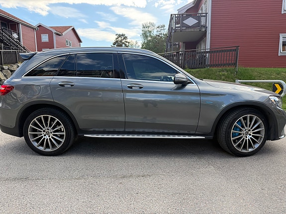 Mercedes-Benz GLC350 e 7 of 19