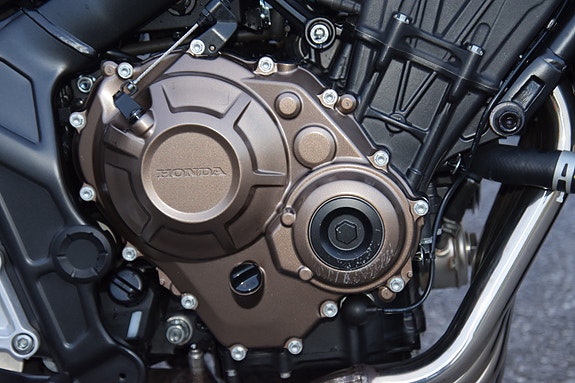 Honda CB650R - Kun 954 km – Senket 30 mm! 16 of 21