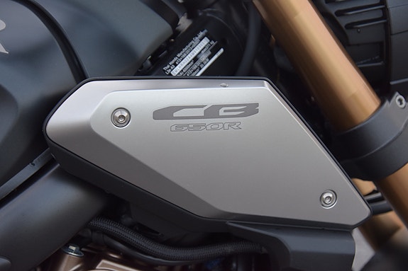Honda CB650R - Kun 954 km – Senket 30 mm! 12 of 21