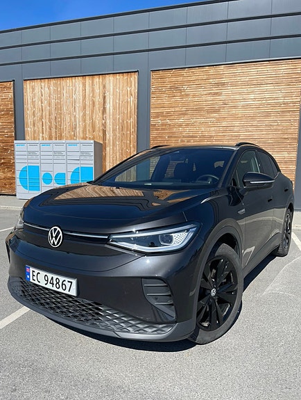 Volkswagen ID.4 2 of 10