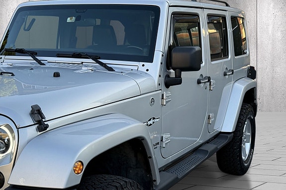 Jeep Wrangler 11 of 17