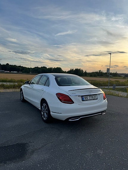 Mercedes-Benz C220 d 6 of 18