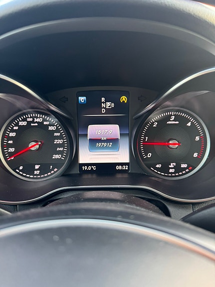 Mercedes-Benz C220 d 13 of 18