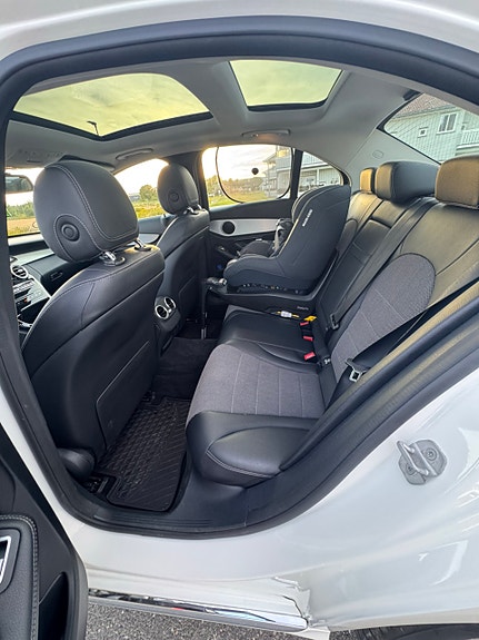 Mercedes-Benz C220 d 11 of 18