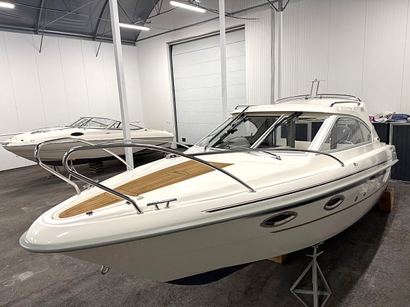 Strøken Yamarin 68 Cabin. Yamaha F200 fra 2022. Ankervinsj. Varmer. 191 timer! 4 of 30