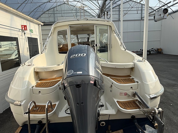 Strøken Yamarin 68 Cabin. Yamaha F200 fra 2022. Ankervinsj. Varmer. 191 timer! 9 of 30