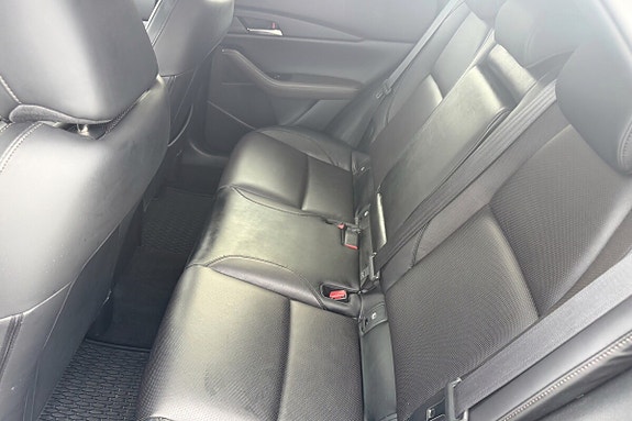 Mazda CX-30 17 of 18