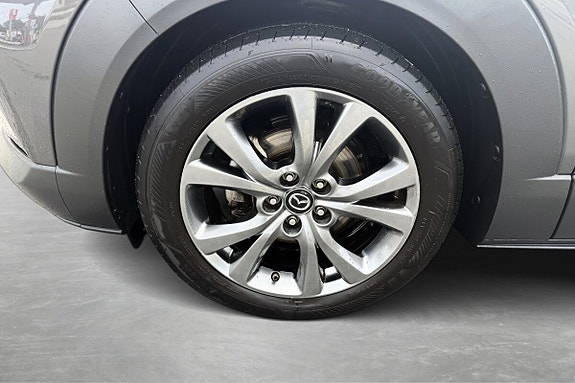 Mazda CX-30 10 of 18
