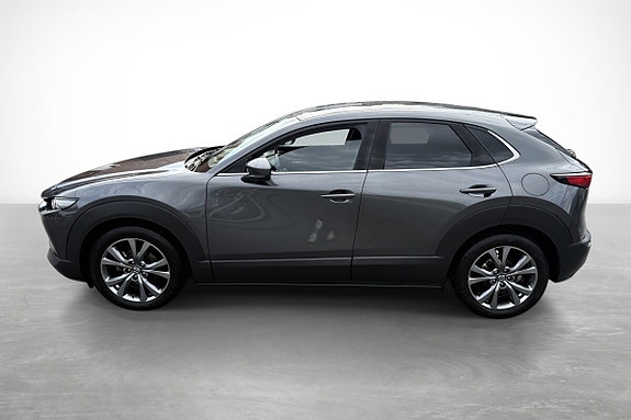 Mazda CX-30 8 of 18