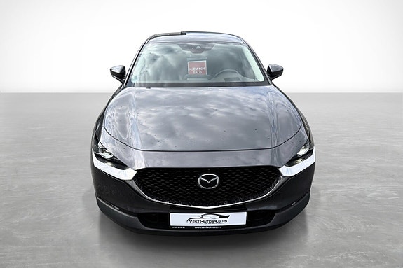 Mazda CX-30 2 of 18