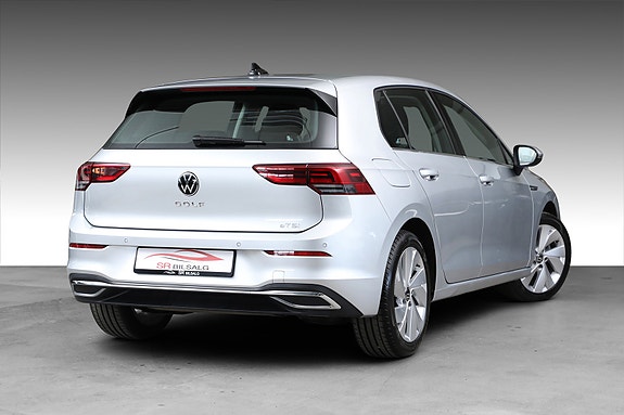 Volkswagen Golf VIII 4 of 30